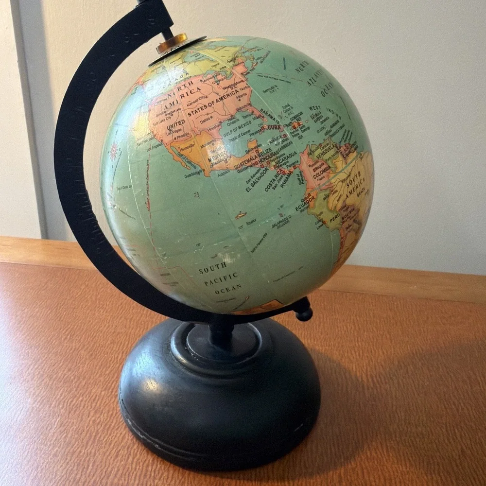 Vintage Style World Globe Rotating  8 1/2